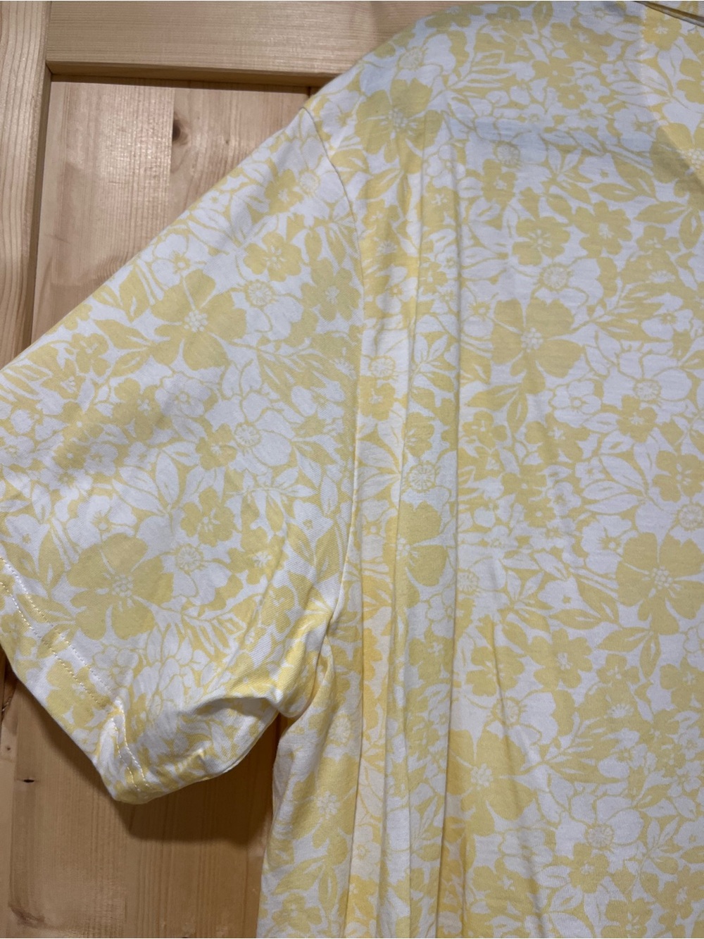 Club Room Yellow and White Floral Polo XL - Picture 8 of 10